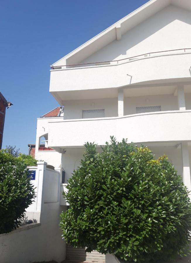 Lilishouse Prenociste Apartment Beograd Bagian luar foto