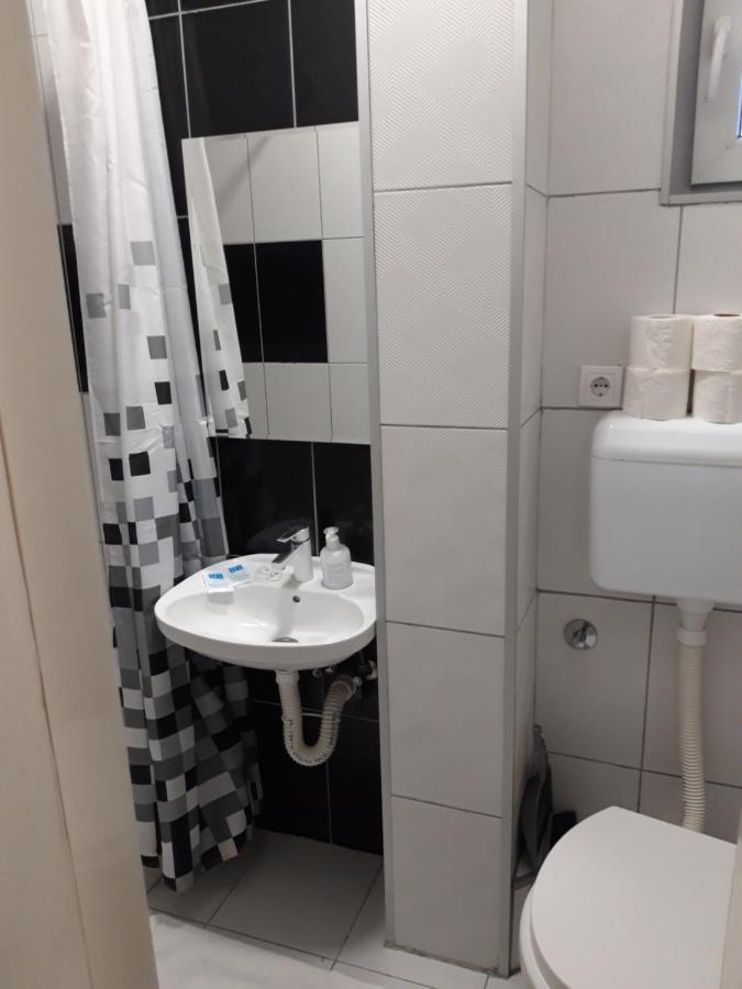 Lilishouse Prenociste Apartment Beograd Bagian luar foto