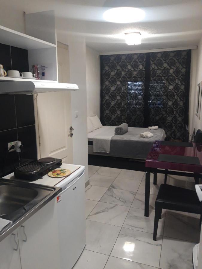 Lilishouse Prenociste Apartment Beograd Bagian luar foto
